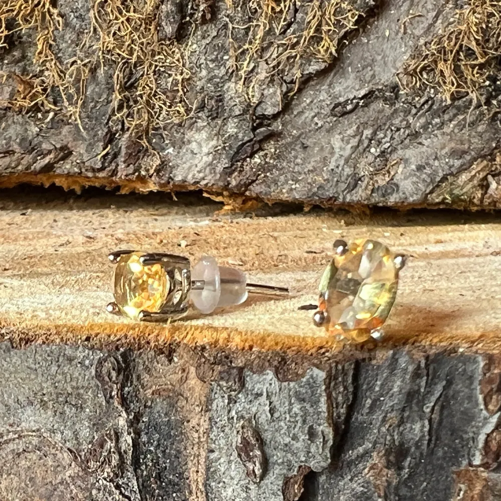 Cytrin Stud 5 * 7 mm kolczyki srebra