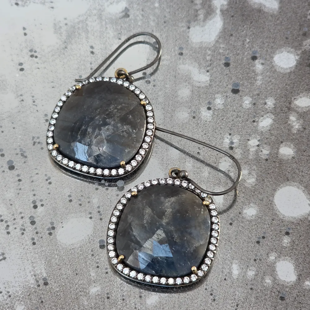 Safir Wisdom Model 2 Kolczyki