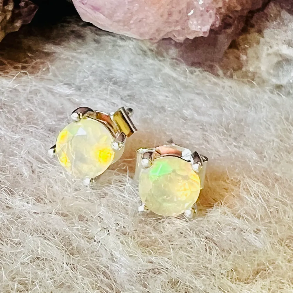 Uszy OPAL OPAL z srebrnej 5 mm rundy