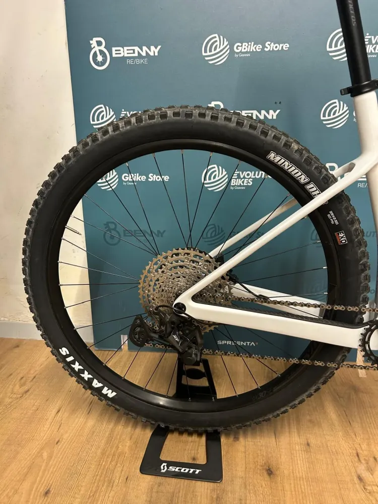 Scott Scale 930 rozmiar L - Używany